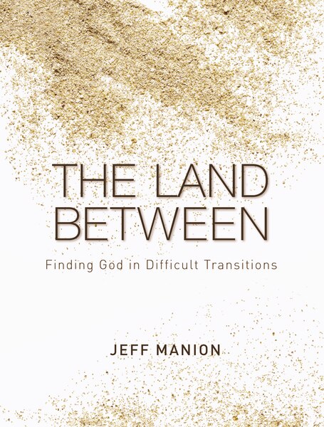 Couverture_The Land Between