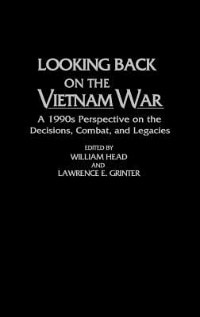 Couverture_Looking Back on the Vietnam War