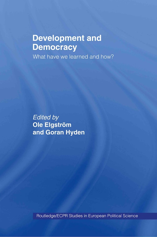 Couverture_Development and Democracy