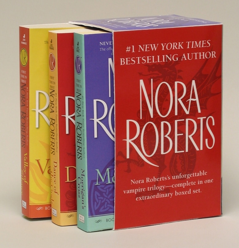 Front cover_Nora Roberts Circle Trilogy Box Set