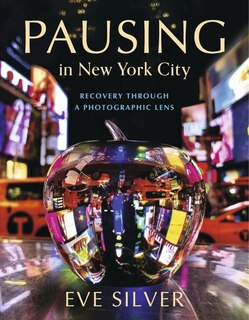 Front cover_Pausing in New York City