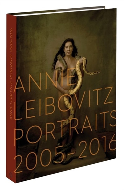 Front cover_Annie Leibovitz