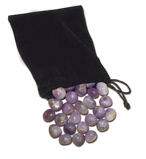 Front cover_Amethyst Runes