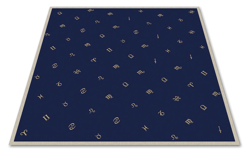Couverture_Astrology Embroidered Tarot Cloth