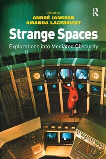 Couverture_Strange Spaces