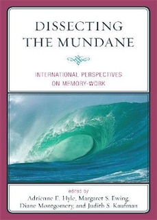 Couverture_Dissecting the Mundane