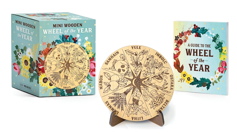 Front cover_Mini Wooden Wheel of the Year