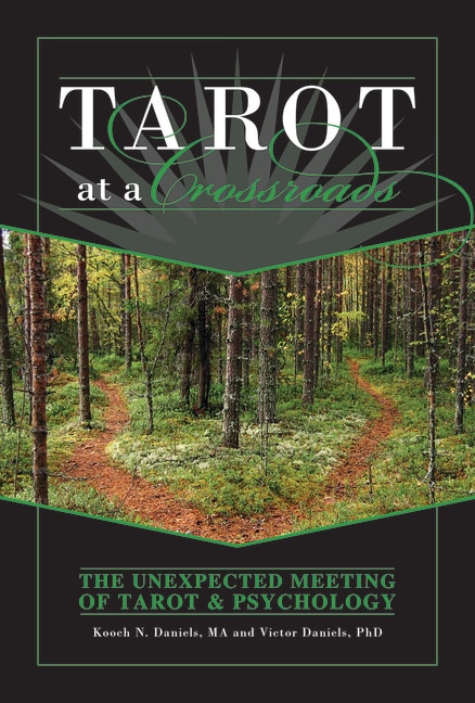 Couverture_Tarot At A Crossroads