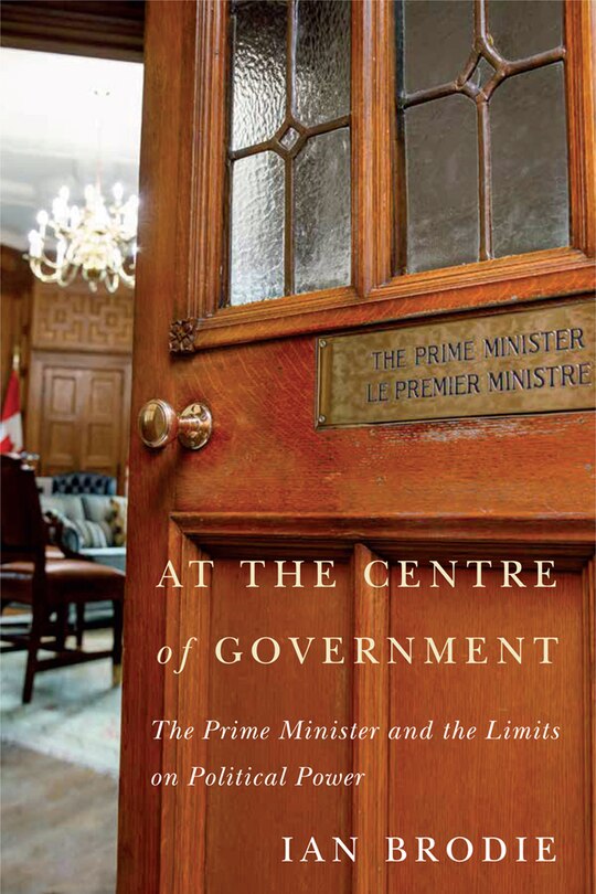 Couverture_At the Centre of Government