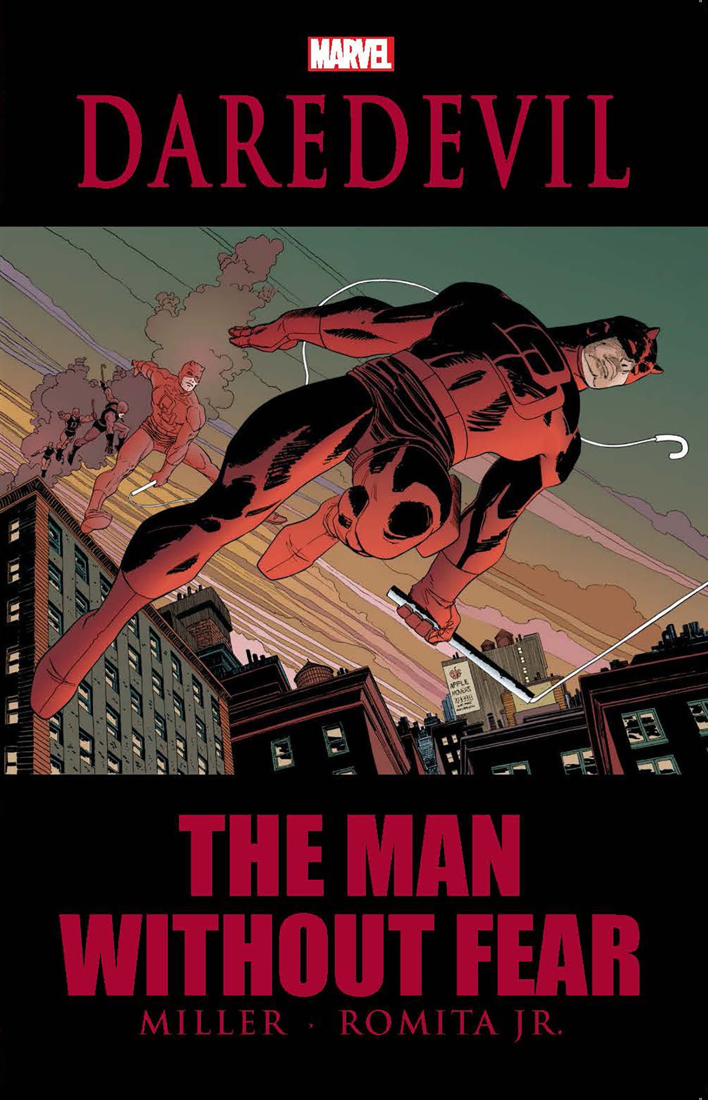 洋書 Daredevil: The Man Without Fear: Bendis Daredevil By Brian Michael Bendis & Alex Maleev Ultimate