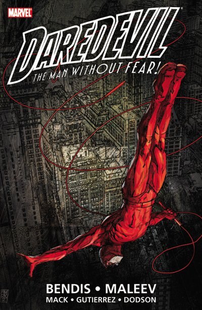 Front cover_DAREDEVIL BY BRIAN MICHAEL BENDIS & ALEX MALEEV ULTIMATE COLLECTION BOOK 1
