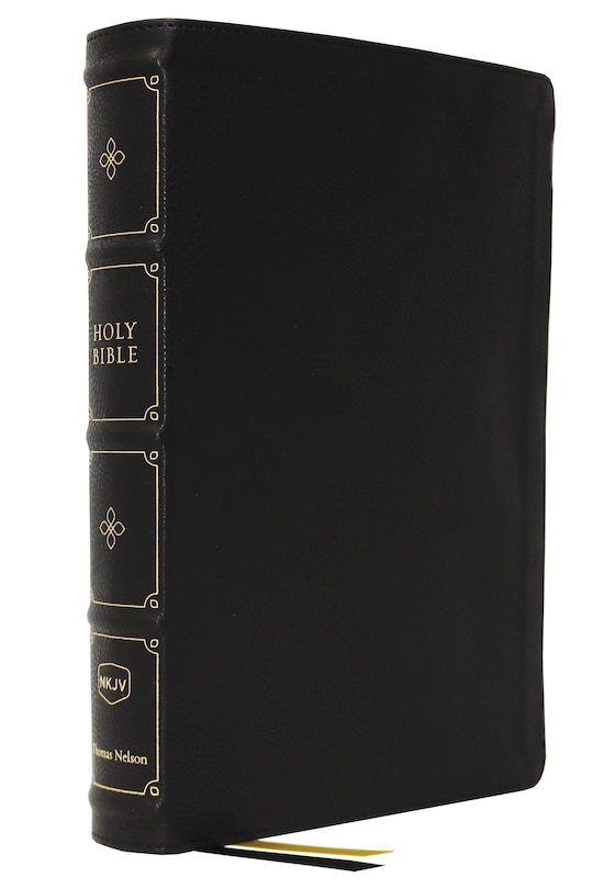 Front cover_Nkjv, Large Print Verse-by-verse Reference Bible, Maclaren Series, Leathersoft, Black, Comfort Print
