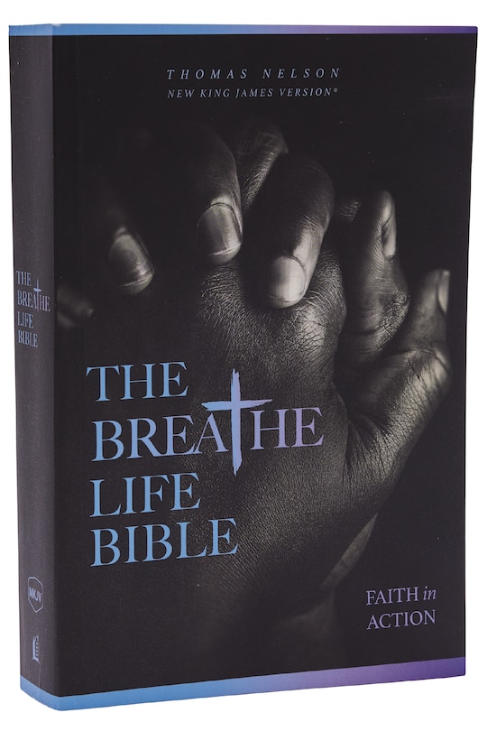 Couverture_The Breathe Life Holy Bible: Faith in Action (NKJV, Paperback, Red Letter, Comfort Print)