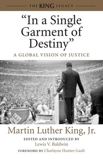 Couverture_In a Single Garment of Destiny