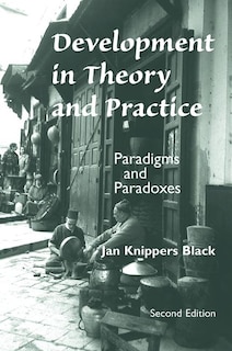 Couverture_Development In Theory And Practice