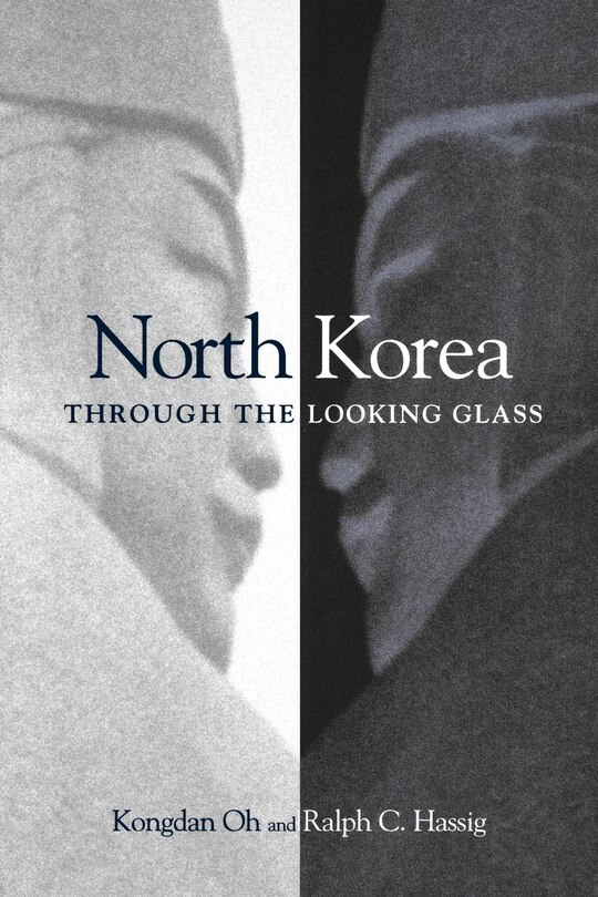 Couverture_North Korea Through the Looking Glass