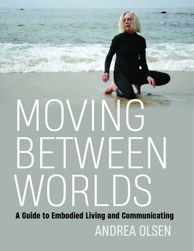 Front cover_Moving Between Worlds