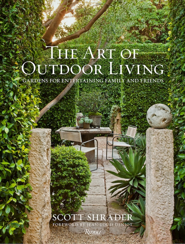 Front cover_The Art Of Outdoor Living