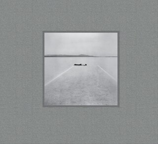 Front cover_Walter De Maria