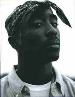 Tupac Shakur de Editors Of Vibe