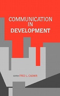 Couverture_Communication In Development