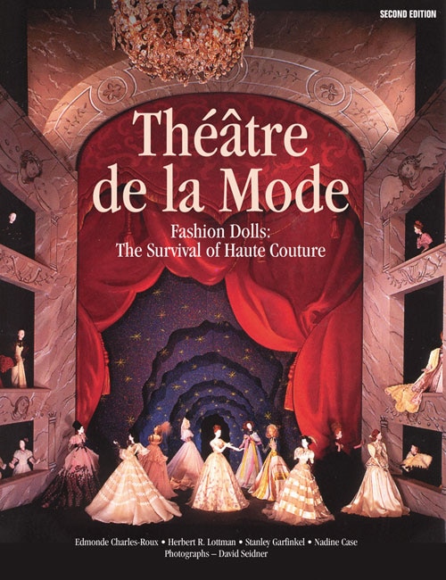 Front cover_Théâtre De La Mode