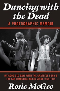 Couverture_Dancing with the Dead-A Photographic Memoir