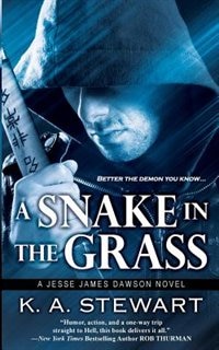 Couverture_A Snake in the Grass