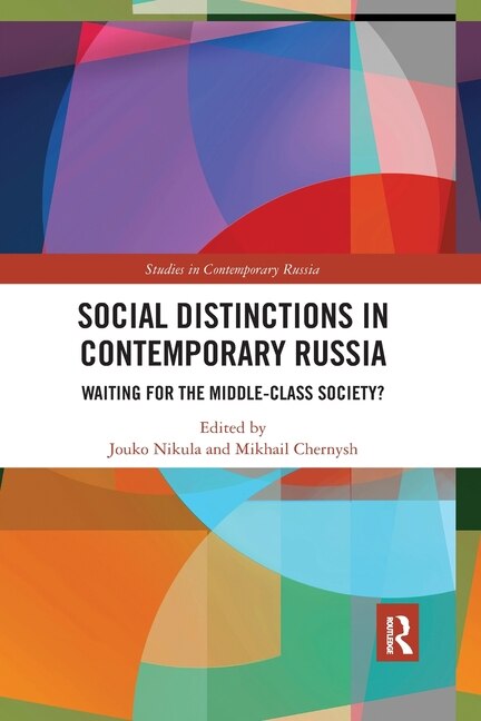Couverture_Social Distinctions in Contemporary Russia