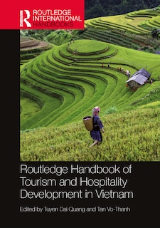 Couverture_Routledge Handbook of Tourism and Hospitality Development in Vietnam