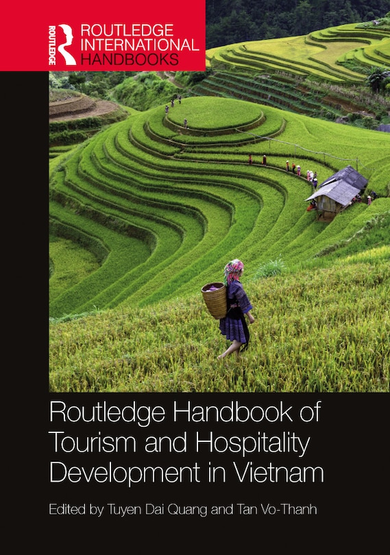 Couverture_Routledge Handbook of Tourism and Hospitality Development in Vietnam