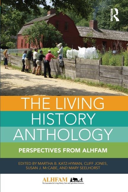 Couverture_The Living History Anthology
