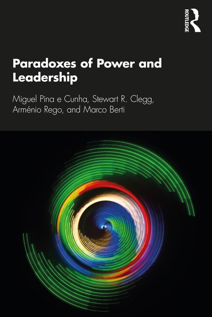 Couverture_Paradoxes of Power and Leadership