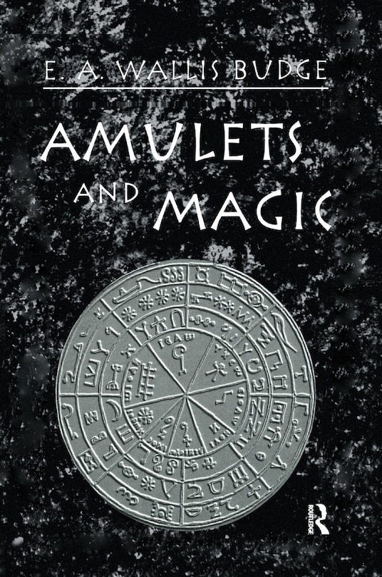 Couverture_Amulets And Magic