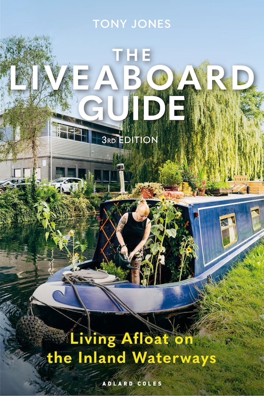 Front cover_The Liveaboard Guide 3rd edition