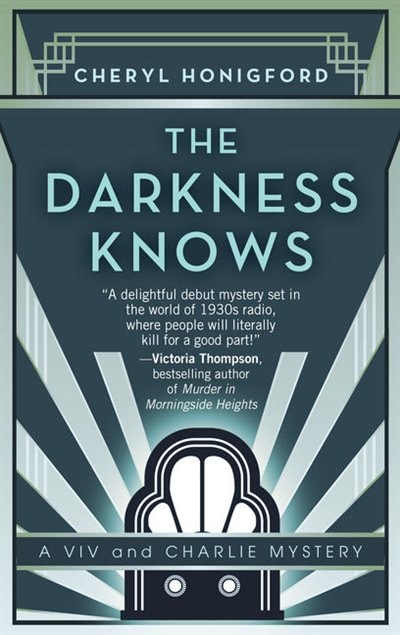 The Darkness Knows: (Large  Print)