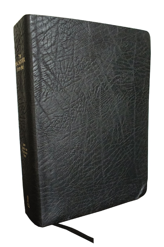 Couverture_The NASB MacArthur Study Bible, Large Print, Black Bonded Leather