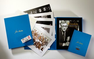 Front cover_Wooden: Basketball & Beyond (Deluxe, Limited Edition)