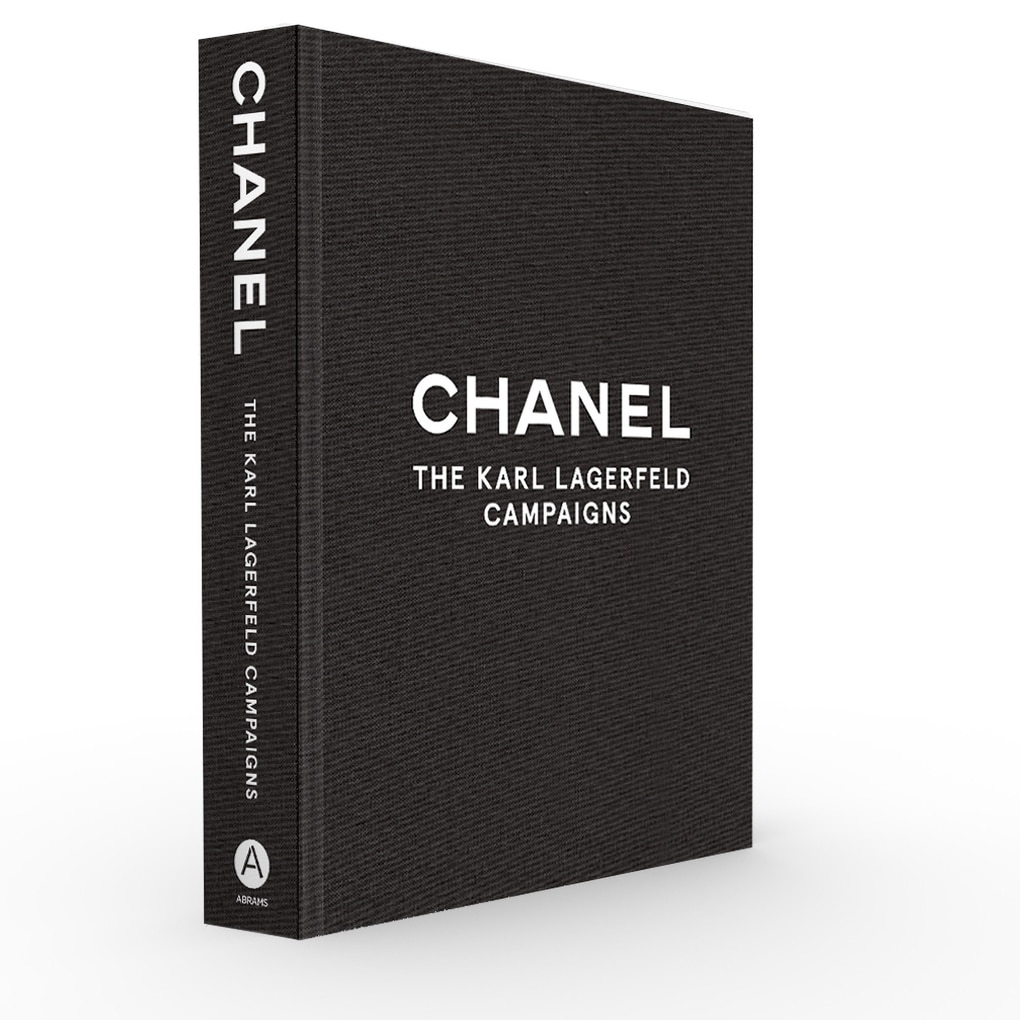 洋書　 CHANEL THE KARL LAGERFELD CAMPAIGNS Chanel: The Karl Lagerfeld Campaigns Book By Patrick Mauries, ('tc
