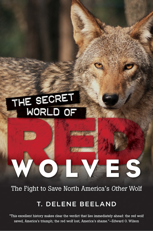 Couverture_The Secret World of Red Wolves