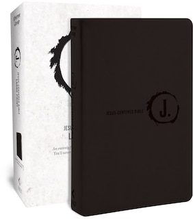 Front cover_Jesus-Centered Bible Large Print NLT, Black