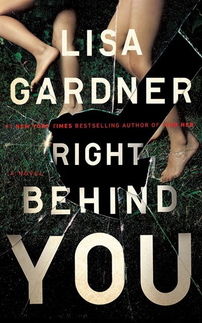 Front cover_Right Behind You