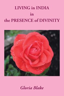 Couverture_LIVING in INDIA in the PRESENCE of DIVINITY
