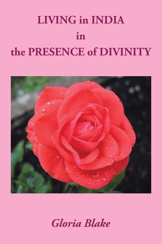 Couverture_LIVING in INDIA in the PRESENCE of DIVINITY