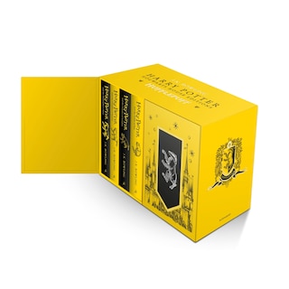 Front cover_Harry Potter Hufflepuff House Editions Hardback Box Set