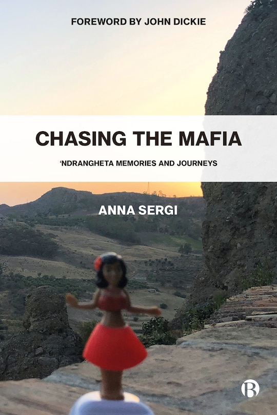 Front cover_Chasing the Mafia