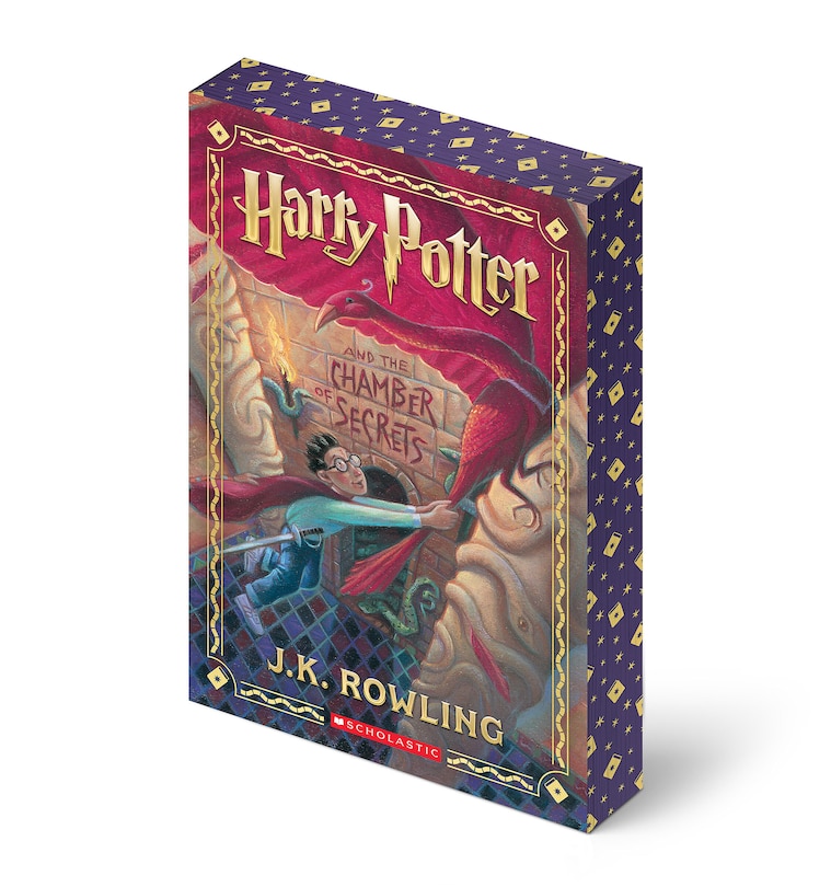 Front cover_Harry Potter and the Chamber of Secrets (Stenciled Edges) (Harry Potter, Book 2)