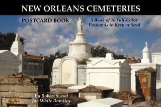 Couverture_New Orleans Cemeteries Postcard Book