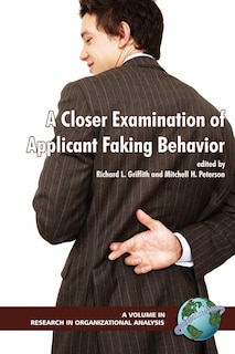 Couverture_A Closer Examination of Applicant Faking Behavior