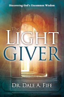Front cover_The Light Giver
